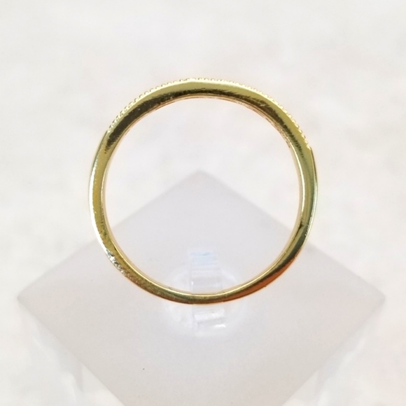 Delicate 18k Channel Set Band - Picture 5 of 9